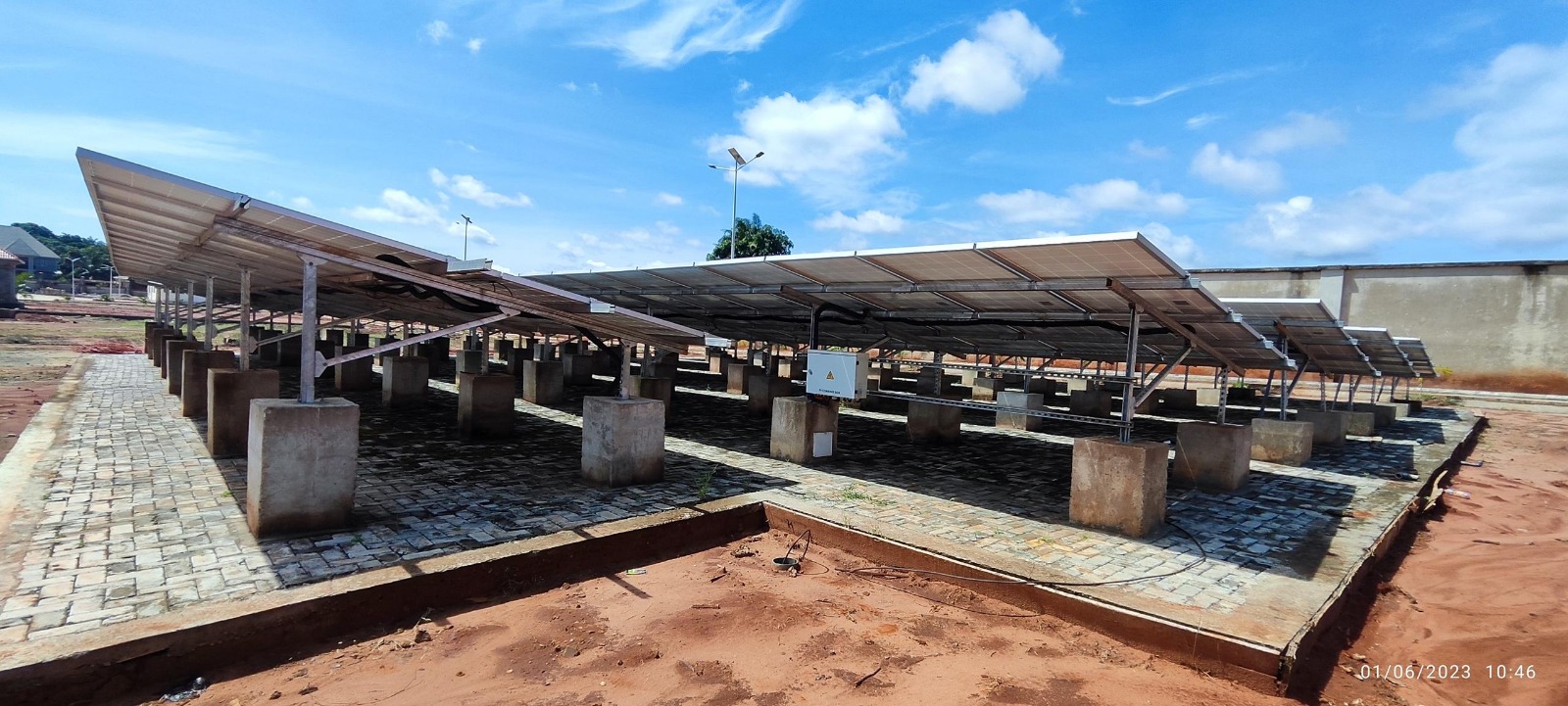 96kWp standalone off-grid solar system at residential facility — view 1
